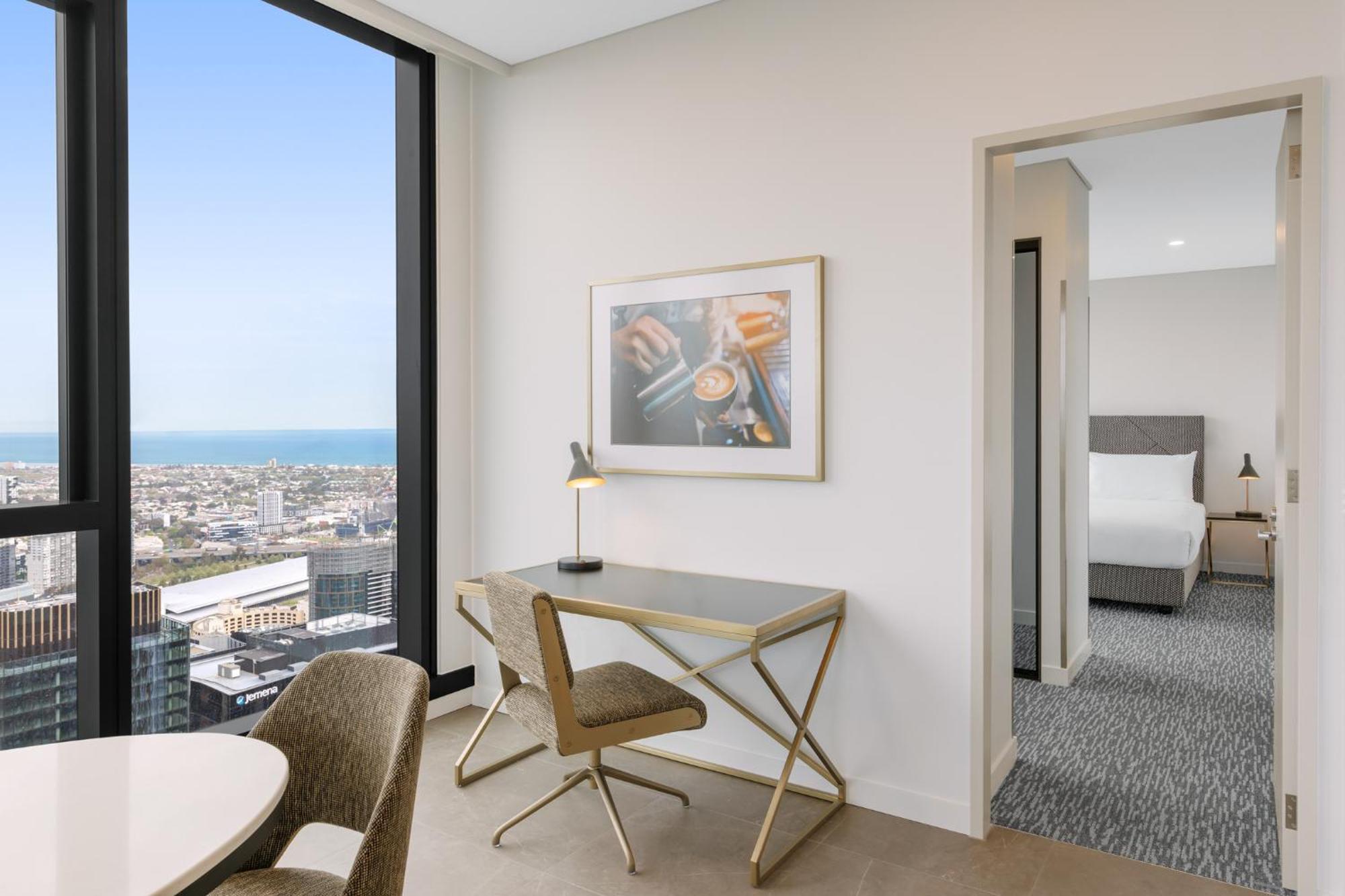 Meriton Suites Melbourne Bagian luar foto Interior of a typical apartment